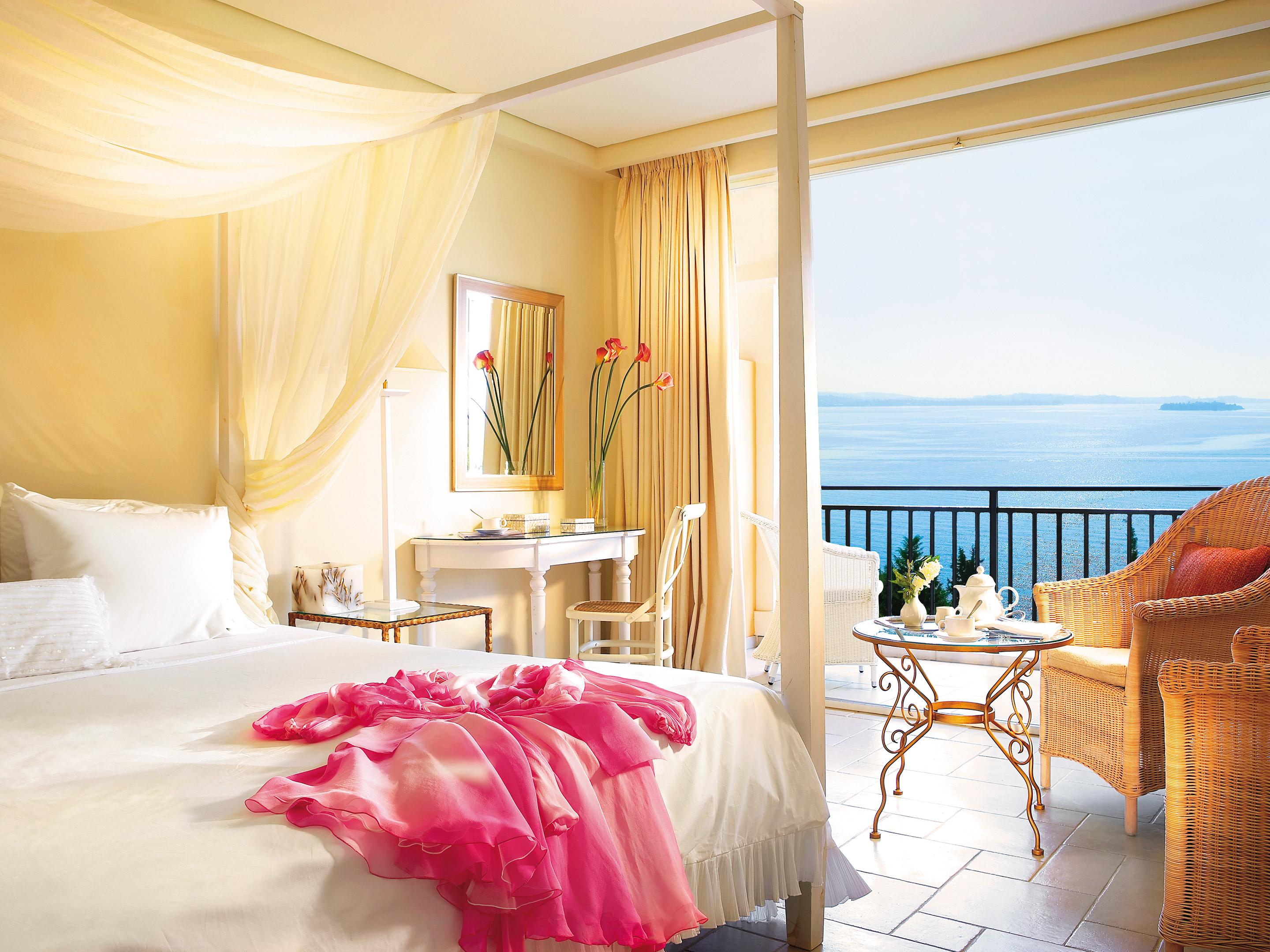 เกรซโคเทล อีวา พาเลซ Hotel กอมเมนโน ภายนอก รูปภาพ